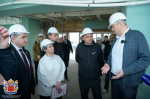 Евгений Солнцев посетил социальные объекты и предприятия в Новосергиевке