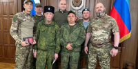 Врио губернатора области Евгений Солнцев навестил оренбургских БАРСов в ЛНР - Газета Илецкая Защита